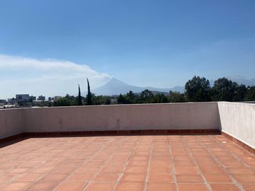 VENDO DEPARTAMENTO 2 RECAMARAS 2 BAÑOS 1 ESTAC. Y ROOF GARDEN COMUN