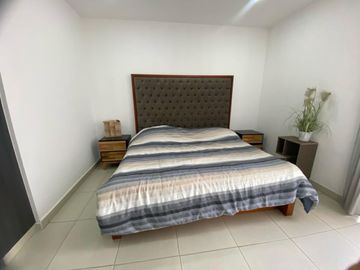 VENDO DEPARTAMENTO 2 RECAMARAS 2 BAÑOS 1 ESTAC. Y ROOF GARDEN COMUN
