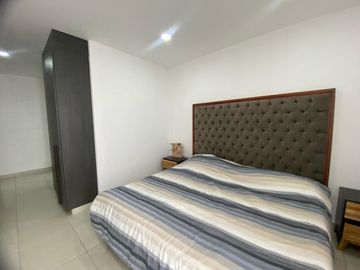 VENDO DEPARTAMENTO 2 RECAMARAS 2 BAÑOS 1 ESTAC. Y ROOF GARDEN COMUN