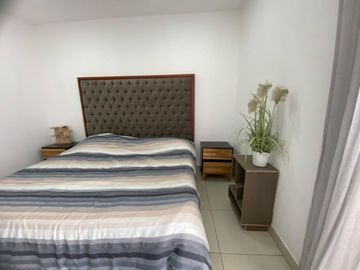 VENDO DEPARTAMENTO 2 RECAMARAS 2 BAÑOS 1 ESTAC. Y ROOF GARDEN COMUN