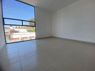 VENDO DEPARTAMENTO 2 RECAMARAS 2 BAÑOS 1 ESTAC. Y ROOF GARDEN COMUN