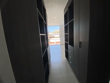VENDO DEPARTAMENTO 2 RECAMARAS 2 BAÑOS 1 ESTAC. Y ROOF GARDEN COMUN