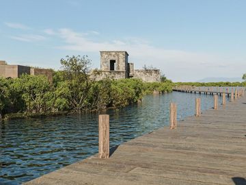 Venta de terreno frente al mar
