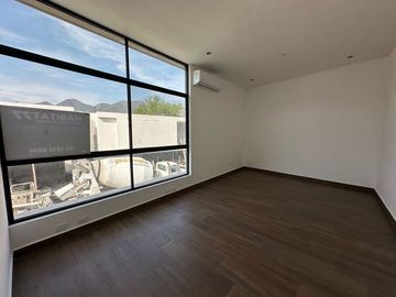 VENTA DE CASA EN ALTARES CARRETERA NACIONAL SANTIAGO N.L.