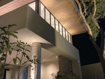 VENTA DE CASA EN ALTARES CARRETERA NACIONAL SANTIAGO N.L.