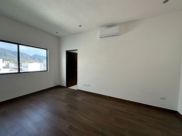 VENTA DE CASA EN ALTARES CARRETERA NACIONAL SANTIAGO N.L.