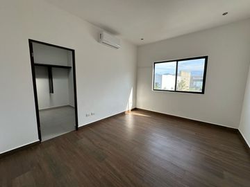 VENTA DE CASA EN ALTARES CARRETERA NACIONAL SANTIAGO N.L.