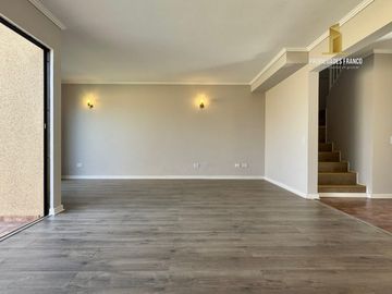 Quilpue Venta Casa 4D 4B Condominio Piscina Paso Hondo