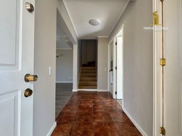 Quilpue Venta Casa 4D 4B Condominio Piscina Paso Hondo