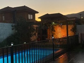 Vendo amplia y acogedora casa en Condominio de La Cruz