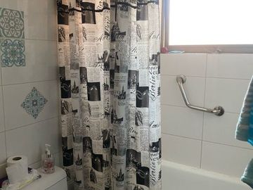 Vendo amplia y acogedora casa en Condominio de La Cruz