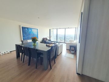 VENTA HERMOSO DEPARTAMENTO EN MIRA DIAMANTE.