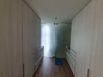 VENTA HERMOSO DEPARTAMENTO EN MIRA DIAMANTE.