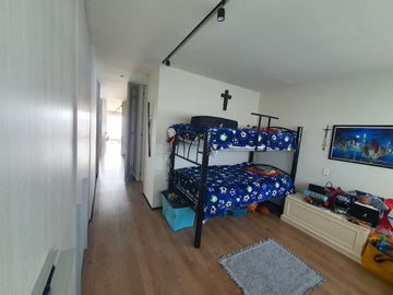 VENTA HERMOSO DEPARTAMENTO EN MIRA DIAMANTE.