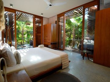 NÁAY SANCTUARY