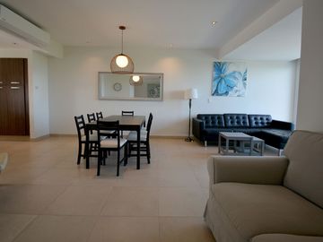 OASIS MALECÓN: EXCLUSIVO DEPARTAMENTO PANORÁMICO TOTALMENTE AMUEBLADO
