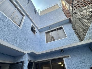 VENTA CASA EN SAN LORENZO LA CEBADA