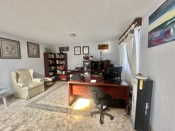 VENTA CASA EN SAN LORENZO LA CEBADA