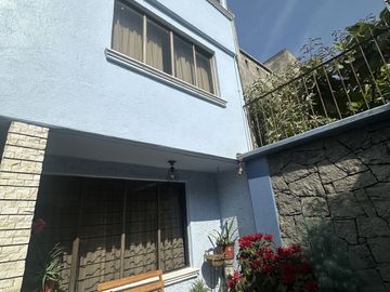 VENTA CASA EN SAN LORENZO LA CEBADA
