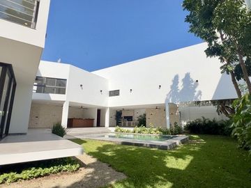Casa de lujo equipada en venta Mérida Yucatán, Privada Bosques de Altabrisa