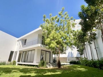 Casa de lujo equipada en venta Mérida Yucatán, Privada Bosques de Altabrisa