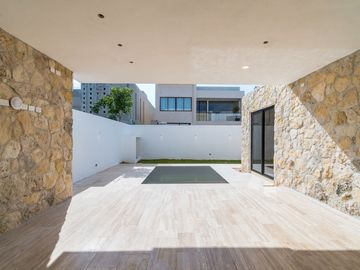 Casa en venta equipada Mérida Yucatán, Privada Tamara Komchen