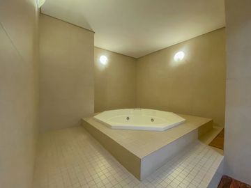 Loft  de 320 m2 y 3 habitaciones.