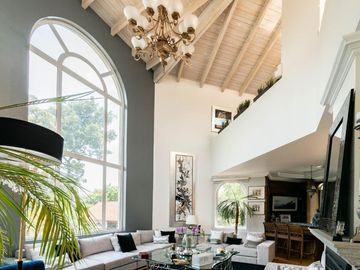 CASA EN VENTA EN HACIENDA DE  VALLE ESCONDIDO