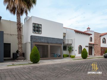 Casa en venta en Fraccionamiento Valle Real, Puebla