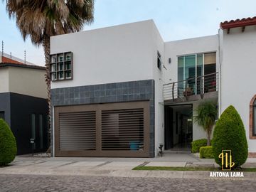 Casa en venta en Fraccionamiento Valle Real, Puebla
