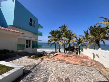 Casa en Frente a playa punta negra en Nayarit/Puerto Vallarta