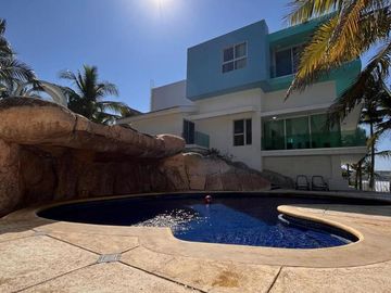 Casa en Frente a playa punta negra en Nayarit/Puerto Vallarta