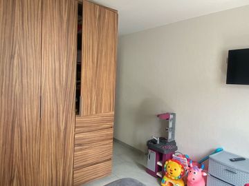 CASA SEMINUEVA EN VENTA ZONA RECTA CHOLULA, A SOLO MINUTOS DE UDLAP