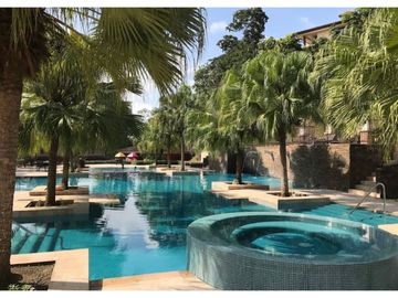 Venta de casa en Clayton, Ph Embassy club