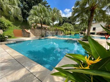 Venta de casa en Clayton, Ph Embassy club