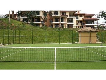 Venta de casa en Clayton, Ph Embassy club