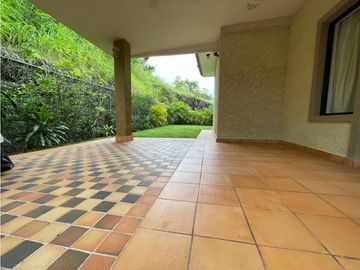 Venta de casa en Clayton, Ph Embassy club