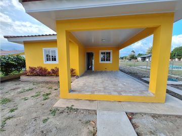 Venta de Casas en Río Hato, Santa Clara