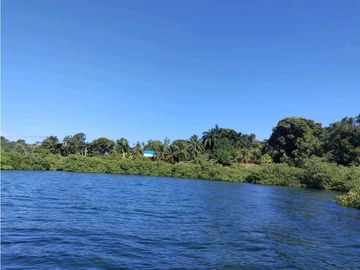 VENTA ISLA EXCLUSIVA EN BOCAS DEL TORO 10 HECTAREAS PROYECTO TURISTICO