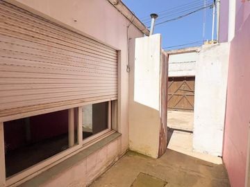 VENTA CASA EN ESQUINA TANDIL