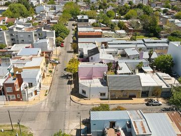VENTA CASA EN ESQUINA TANDIL
