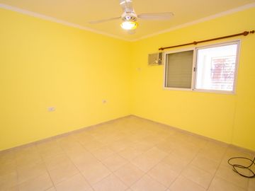 CASA DE 2 DORMITORIOS EN PB CON COCHERA