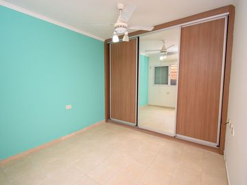 CASA DE 2 DORMITORIOS EN PB CON COCHERA