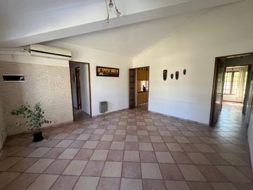 Venta Casa Guaymallén Apta Crédito Semiprivado