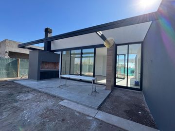 CASA EN VENTA BARRIO PRIVADO ALMA GARDENIA
