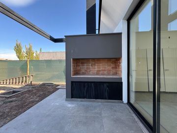 CASA EN VENTA BARRIO PRIVADO ALMA GARDENIA