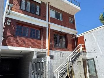 Casa en venta en Lanus Oeste