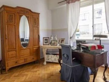 Venta Semipiso Frente 4 ambientes c/dep Recoleta