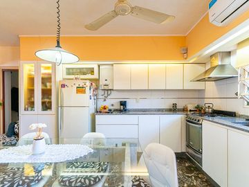 CASA VENTA LA FLORIDA 2 DORMITORIOS PLANTA ALTA