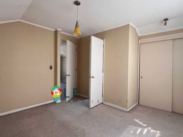 Casa en venta en HUECHURABA